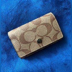 Coach Key Holder, Like-New Condition